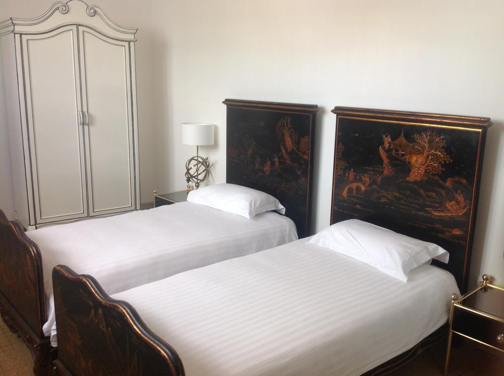 Chateau De La Goujonnerie Loge-Fougereuse Rum bild