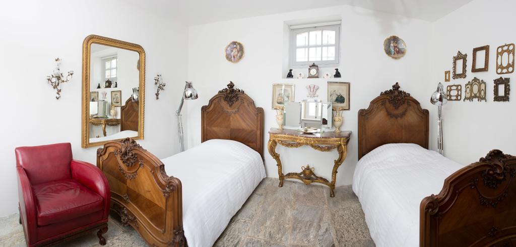 Chateau De La Goujonnerie Loge-Fougereuse Rum bild